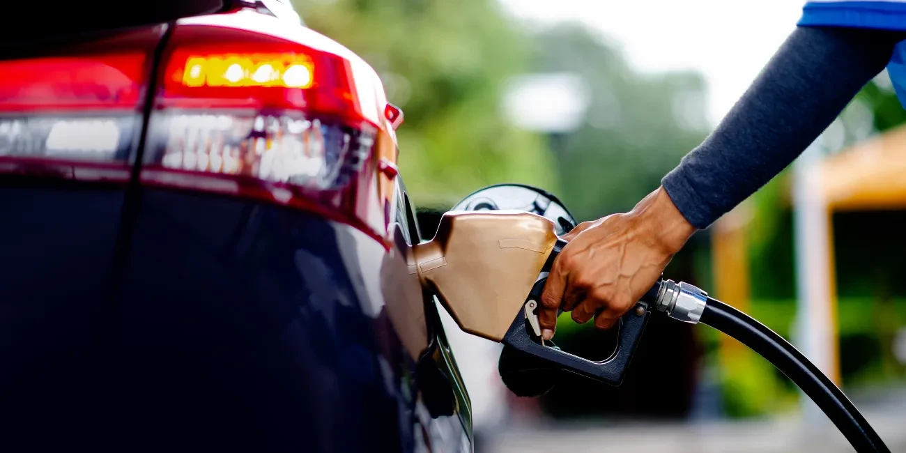 Gasolina Aditivada Vale a Pena? Mitos e Vantagens Cascol - Brasília